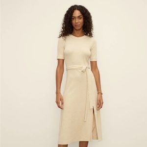 Flattering, versatile neutral sweater dress, new with tagsq